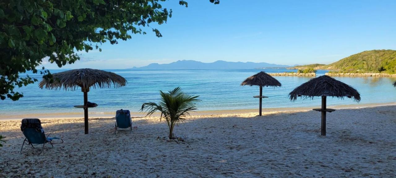 Kaz Lorike - Vue Mer & Piscine Exceptionnelle - Anse Des Rochers Saint-Francois  Dış mekan fotoğraf